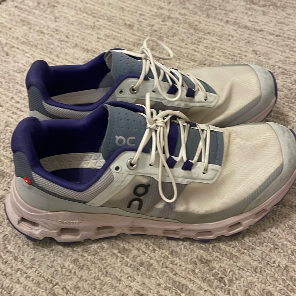 On Cloud Running Shoes